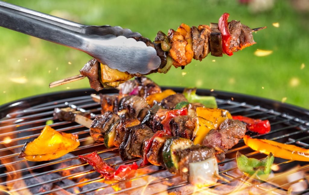 Grillezés és bográcsozás